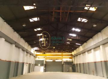 Comercial · 844m² · Galpão com ponte rolante, 844m² para locação na Mooca