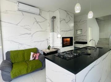 Casa · 4 Quartos · Casa à venda - em Abraão