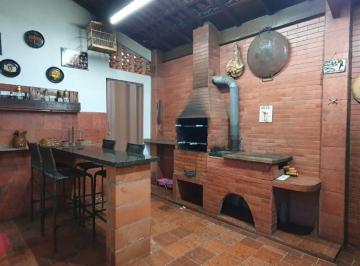 Casa · 240m² · 4 Quartos · Casa à venda - no Jardim Santa Paula