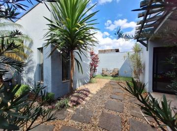 Casa · 250m² · 3 Quartos · Casa à venda - no Jardim Palmeiras