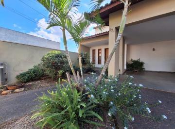 Casa · 307m² · 3 Quartos · Casa à venda - no Centro