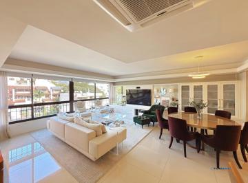 Apartamento · 142m² · 3 Quartos · 2 Vagas · Apartamento semimobiliado 142m² no Mont'Serrat — suíte com closet e 2 vagas