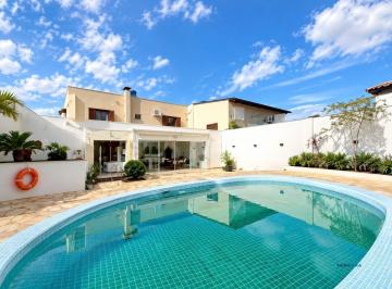 Casa · 328m² · 4 Quartos · 4 Vagas · Casa ampla com 4 dormitórios, suíte e área de lazer- Passo da Areia