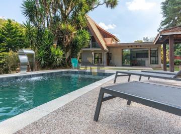 Casa · 1025m² · 4 Quartos · Casa à venda - em Cotia