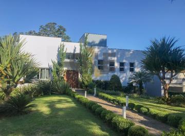 Casa · 1750m² · 4 Quartos · Casa à venda - no Parque Dom Henrique