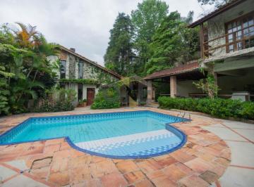 Casa · 820m² · 3 Quartos · Casa à venda - em Carapicuíba