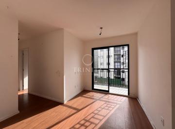 Sala de estar · Conheça este excelente apartamento à venda em Jacarepaguá, Rio de Janeiro, no...