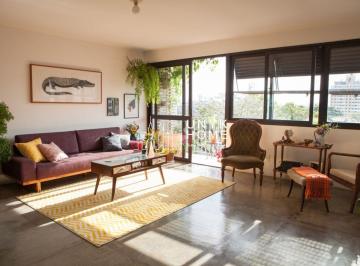 Apartamento · 92m² · 2 Quartos · 1 Vaga · Reformado, iluminado e com varanda: seu novo apê na Zona Oeste