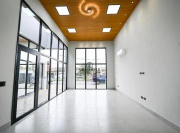 Comercial · 38m² · 5 Vagas · Salão comercial para alugar no bairro Santa Terezinha em Piracicaba/SP