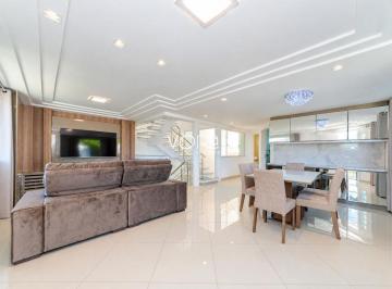 Casa · 258m² · 3 Quartos · 4 Vagas · Sobrado com 258 m², quintal e 4 vagas próximo ao Parque Barigu