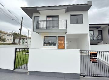 Casa · 120m² · 3 Quartos · 1 Vaga · Sobrado à venda no bairro Forquilhas - São José/SC