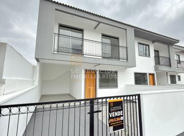 Casa · 110m² · 3 Quartos · 1 Vaga · Sobrado à venda no bairro Forquilhas - São José/SC