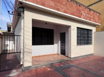 img0 · Casa com 2 Quarto(s) e 1 banheiro(s) para Alugar, 150 m² por R$ 2200 / Mês