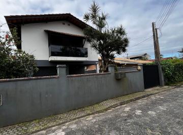 Casa · 300m² · 5 Quartos · 3 Vagas · Sobrado em Do Ubatuba, São Francisco do Sul/SC