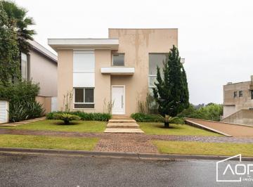 943270fca315b2aeafd709c4317499524d41b639 · Linda casa reformada Genesis I