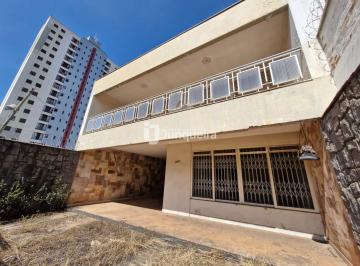 Casa · 370m² · 4 Quartos · 4 Vagas · Casa Comercial à venda, 4 quartos, 2 suítes, 4 vagas, Centro - Piracicaba/SP