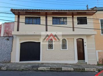 5edc7fb72db435d0f4692112076e7741aa0ca496 · Casa com 4 dormitórios para alugar, 236 m² por R$ 2.990/mês - Santana - Pindamonhangaba/SP