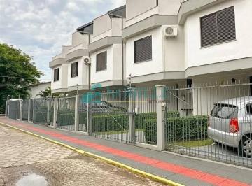 e8584724aa53c11cbcf8f8a007030070a9fe9188 · Apartamento Triplex com 3 dormitórios para alugar, 112 m² por R$ 9.100,00/mês - Canasvieiras - Flori