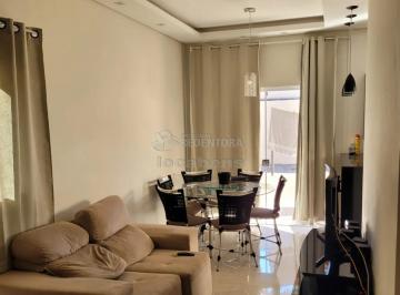 Casa · 240m² · 2 Quartos · 4 Vagas · Ótima casa no Amoras 2 terreno de 240M²