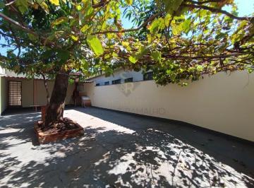 Casa · 250m² · 3 Quartos · 3 Vagas · Casa residencial para locação no bairro Sumarezinho, em Ribeirão Preto/SP.