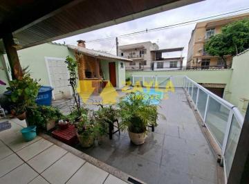 Casa · 149m² · 3 Quartos · 4 Vagas · Casa 3 quartos sendo 1 suíte Piscina Vaga de garagem à venda em Irajá - Rio de j
