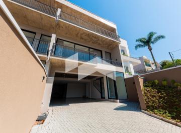 1 · Primeira Locação | Casa em Rua sem Saída com entrada exclusiva ao Parque Barigui | 3 Suítes | Cascat
