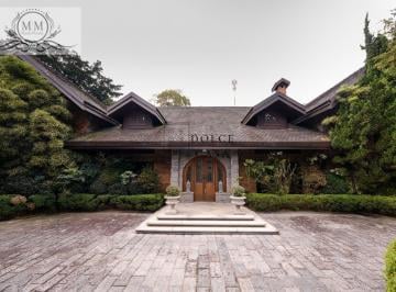 sl07caa2ywi0mzazzmq5mja3_md · Casa para locação no Morumbi | 2.780 m² | 5 quartos sendo 3 suítes | 5 vagas