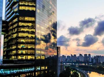 Comercial · 600m² · 18 Vagas · Conjunto em Cidade Monções, São Paulo/SP de 600m² para locação R$ 71.850,02/mes