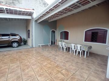 Casa · 157m² · 2 Quartos · 2 Vagas · Casa em Borda da Mata, Caçapava/SP de 157m² 2 quartos à venda por R$ 380.000,00