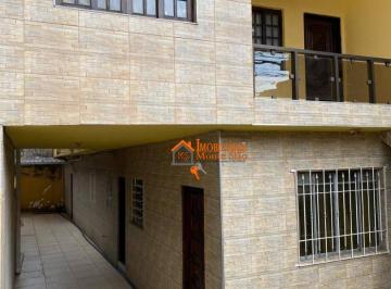 Casa · 173m² · 4 Quartos · 4 Vagas · Sobrado em Bela Vista, Guarulhos/SP de 173m² 4 quartos à venda por R$ 585.000,00