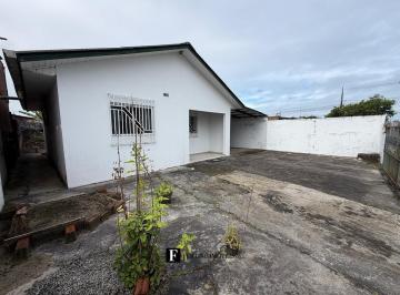 Casa · 280m² · 2 Quartos · 2 Vagas · Casa com 2 dormitórios e amplo terreno no Balneário Shangri-lá