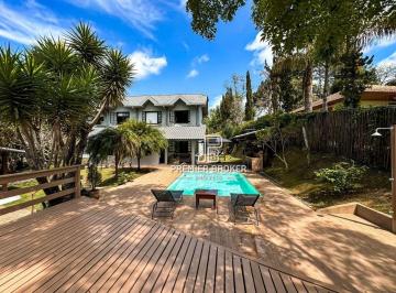 Casa · 235m² · 4 Quartos · 3 Vagas · Casa em Albuquerque, Teresópolis/RJ de 235m² 4 quartos à venda por R$ 1.490.000,00
