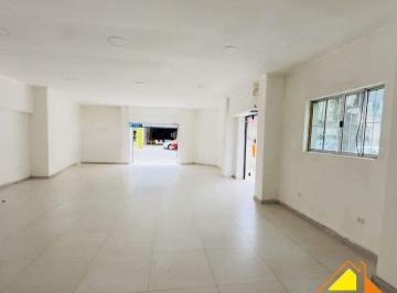 Comercial · 90m² · Sala Comercial para alugar em Centro de 90.00m²