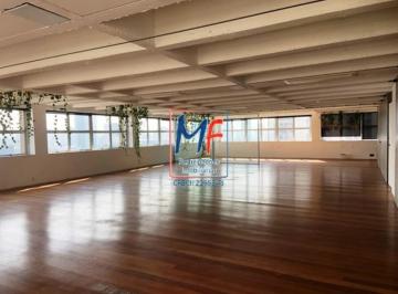 Comercial · 201m² · Conjunto comercial à venda no Itaim Bibi, com 201 m² a.u., impecável, lavabos , 2 vagas. Prox. Shop