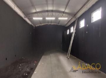 Comercial · 180m² · Prédio Comercial para alugar em Santa Felicia de 180.00m²