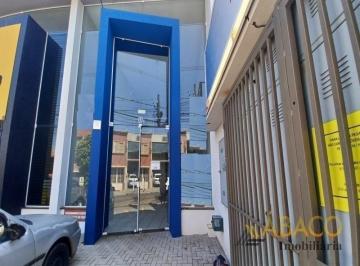 Comercial · 95m² · 2 Vagas · Imóvel Comercial para alugar em Centro de 95.00m² com 2 Garagens