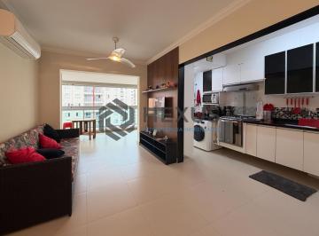 Foto · Apartamento reformado com varanda gourmet vista mar parcial e lazer a 100m da pr