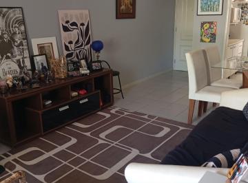 Apartamento de 3 quartos, Salvador · 3/4 Totais Nascente à 200m da praia
