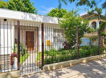 9dba4f13 · Casa, 4 dormitórios, 200 m², em Medianeira
