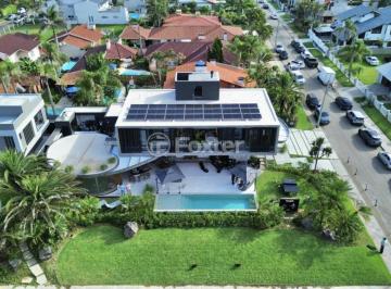 3802a38d7e01d2219bf91aeb9a4224e7.jpg · Casa, 5 dormitórios, 601 m², em Atlântida