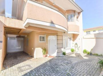 Casa de 3 quartos, Curitiba · Triplex de 190m² com 3 Quartos (1 Suíte) e Churrasqueira no Guabirotuba