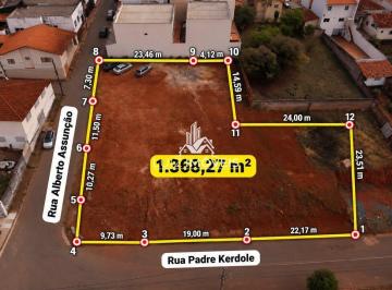 i1.jpg · VENDO LOTE CENTRO SÃO GOTARDO MG 1.368,27metros quadrados