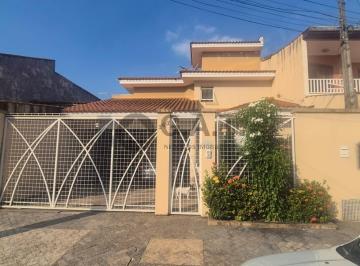 Foto 01 · Casa à venda em Sorocaba-SP, Jardim Prestes de Barros: 3 quartos, 1 suíte, 2 salas, 3 banheiros, 4 v