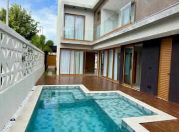 Casa de 4 quartos, Lauro de Freitas · Casa alto padrão com energia solar e condomínio clube. Agende uma visita!