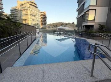 Apartamento · 208m² · 4 Quartos · 3 Vagas · Apartamento com 4 quartos à venda em Riviera - SP