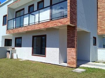 Casa · 73m² · 2 Quartos · Sobrado Novo com 2  Suítes