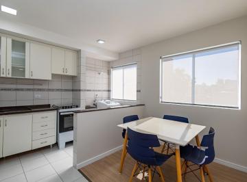 Foto 01 · Apartamento para locação no Alto da Rua XV, Curitiba-PR: 1 quarto, 2 salas, 1 banheiro, 1 vaga de ga