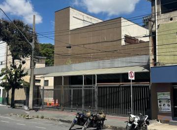Comercial · 728m² · 24 Vagas · Prédio Comercial com Ampla Garagem de 728 m² à Venda com Spa no Santa Cruz, Belo Horizonte - MG
