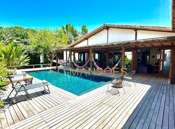 Casa · 3 Quartos · Casa de Alto Padrão de 560 m² à Venda com 3 Suítes no Condomínio Outeiro das Brisas - Bahia, Trancos