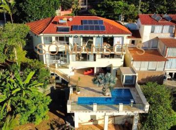 Casa · 470m² · 4 Quartos · 6 Vagas · Casa Espaçosa de 470 m² à Venda com 4 Suítes e Espaço Gourmet no Condomínio Nenhum, Belo Horizonte -